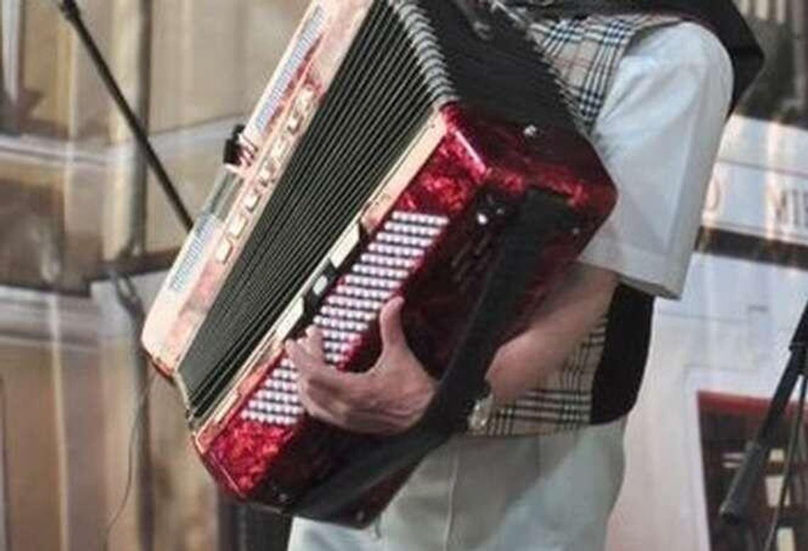 Kapela podwórkowa na Rynku w Zamościu