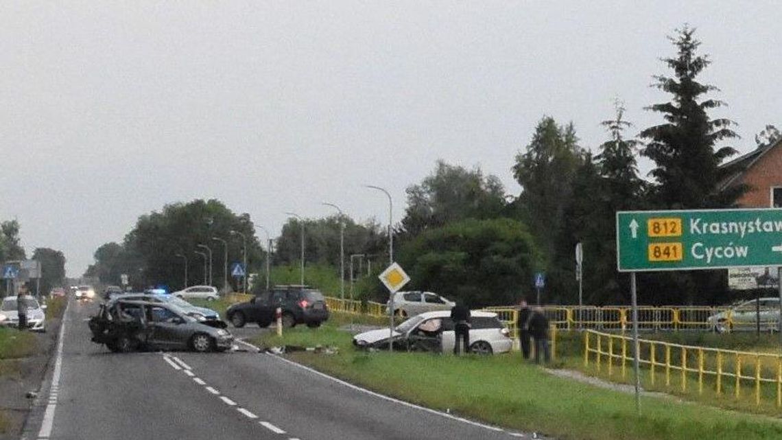 Karambol w Horodyszczu. Dwóch kierowców odwieziono do szpitala