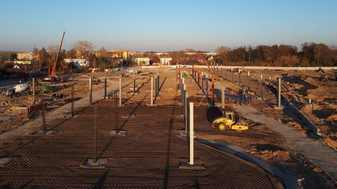 Karuzela ma problemy. Czy galeria handlowa w ogóle powstanie?