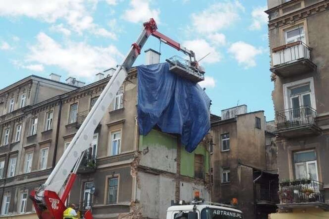 Katastrofa budowlana przy ul. Lubartowskiej. Odbudują to co rozebrali? Katastrofa budowlana przy ul. Lubartowskiej. Odbudują to co rozebrali?