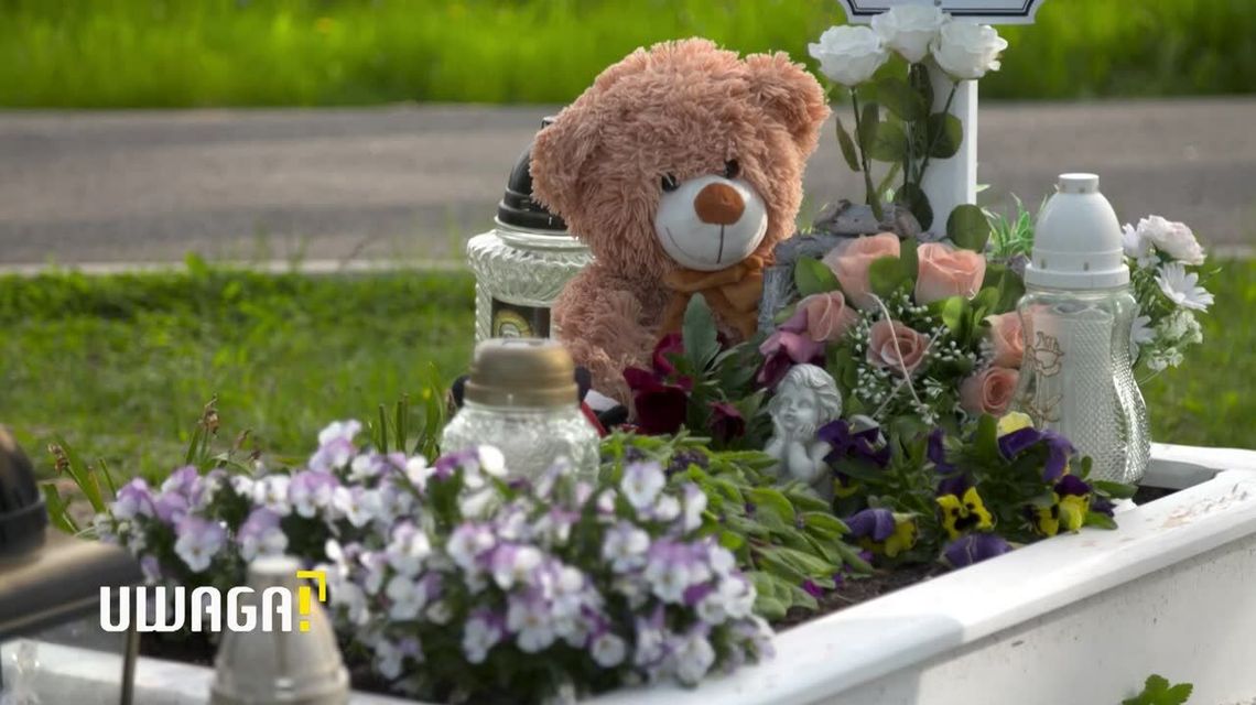 Katowana od urodzenia, 3-letnia Hania nie doczekała pomocy. "Wszyscy zawiedliśmy"