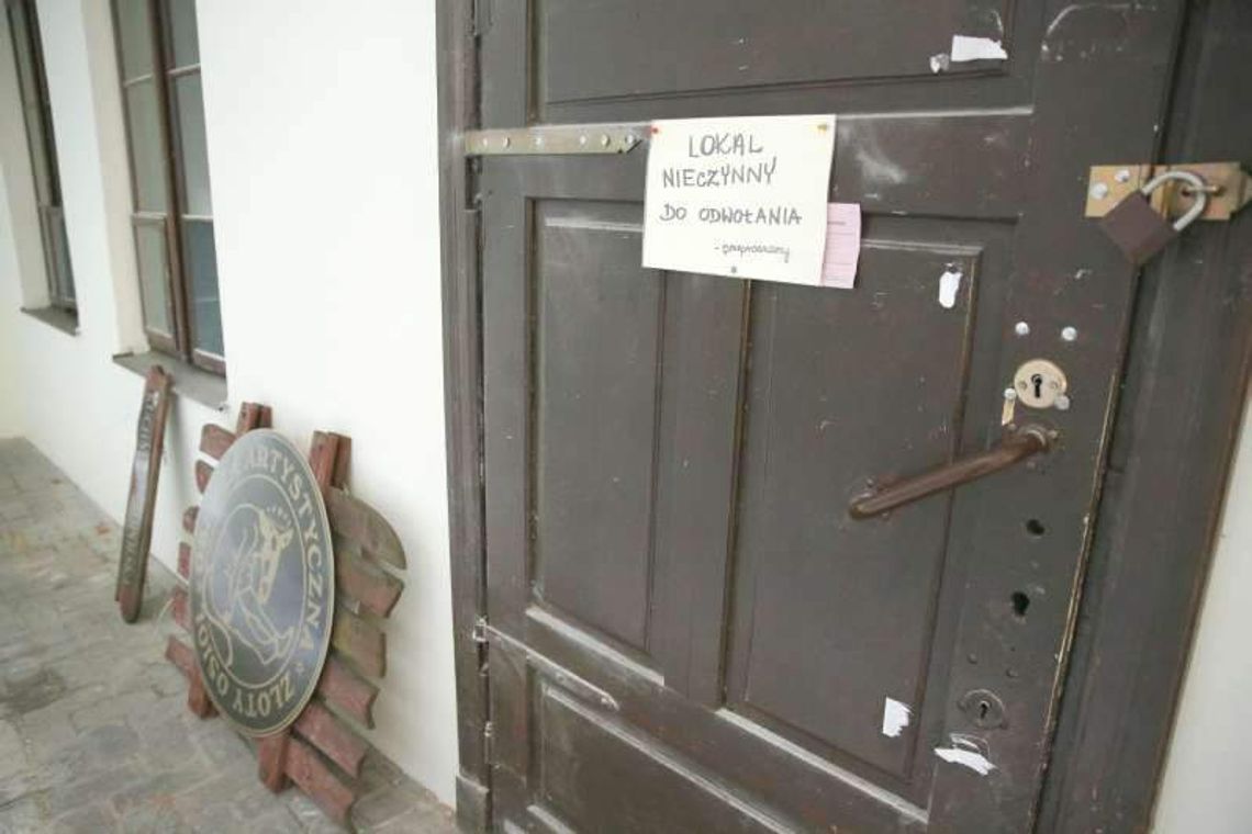 Kawiarnia artystyczna po Złotym Ośle powstanie z opóźnieniem