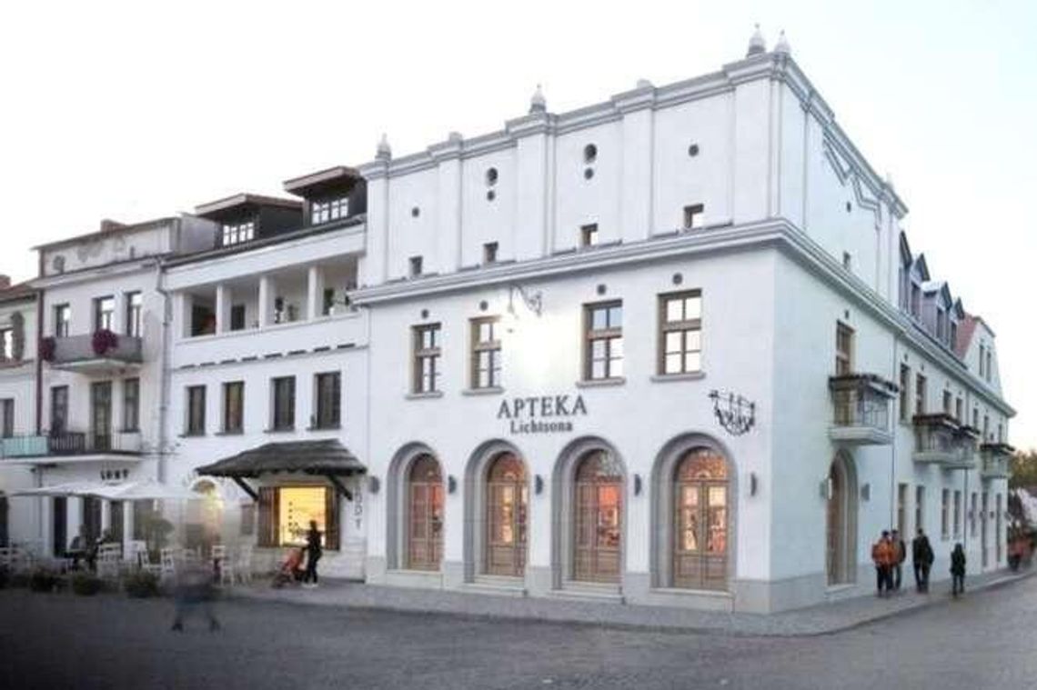 Kazimierz Dolny: Apteka przy Rynku zostaje do czasu remontu kamienicy