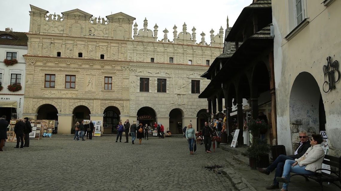 Kazimierz Dolny: Były kontenery, jest parking Kazimierz Dolny: Były kontenery, jest parking