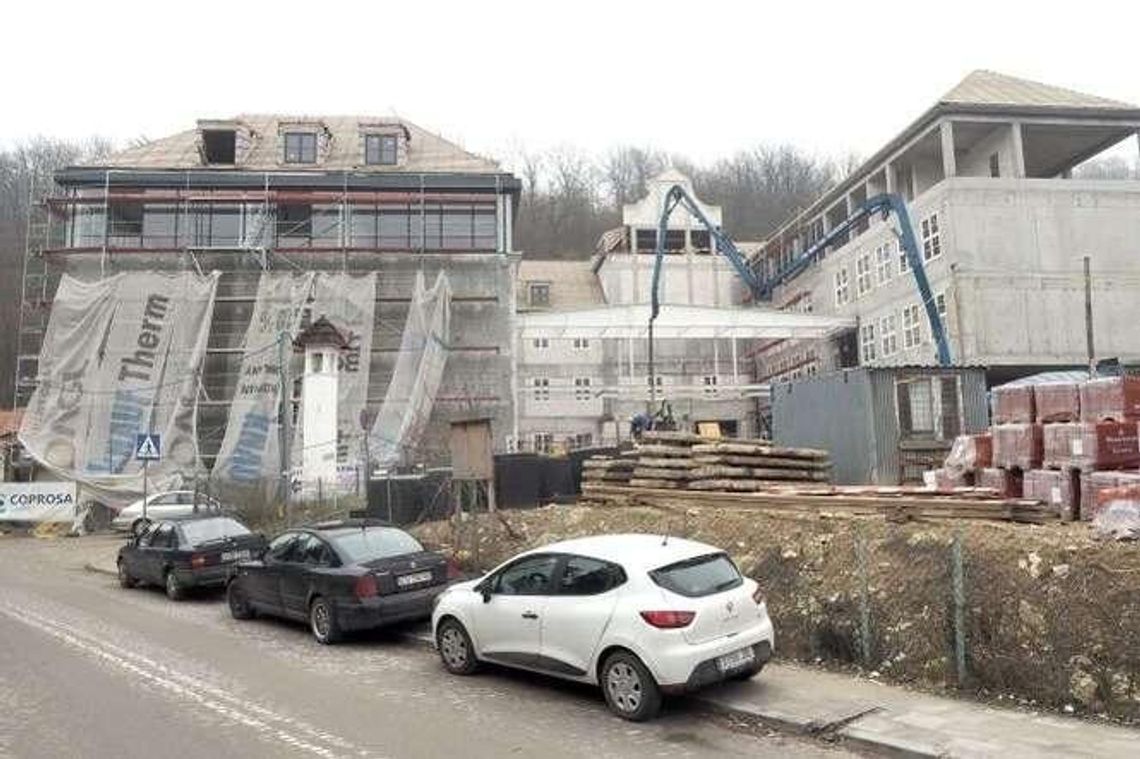 Kazimierz Dolny: Nowy budynek szkoły prawie gotowy, 4 lata temu wybuchł tu gaz