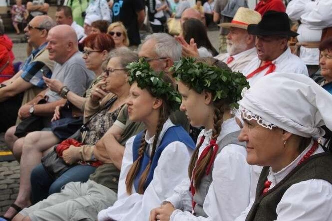 Kazimierz Dolny: Rozpoczął się Festiwal Kapel i Śpiewaków Ludowych