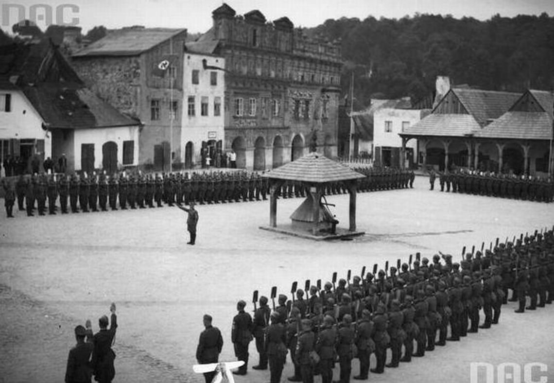 Kazimierz Dolny sprzed lat - zobacz życie w miasteczku nad Wisłą
