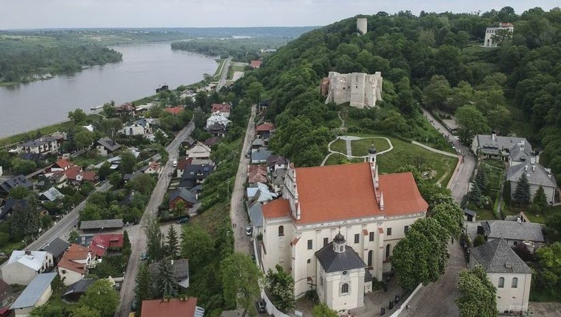 Kazimierz Dolny: Sprzęt dla ośrodka już jest, ale pacjenci muszą poczekać Kazimierz Dolny: Sprzęt dla ośrodka już jest, ale pacjenci muszą poczekać