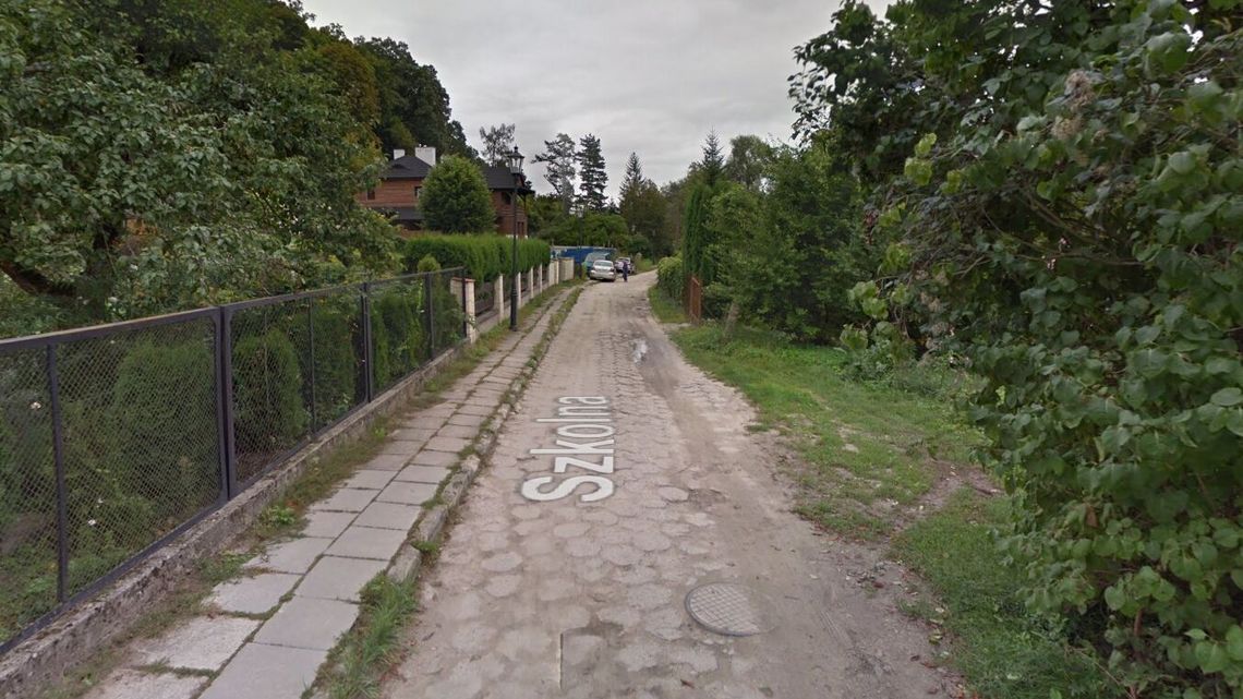 Kazimierz Dolny. Utwardzą fragment Szkolnej