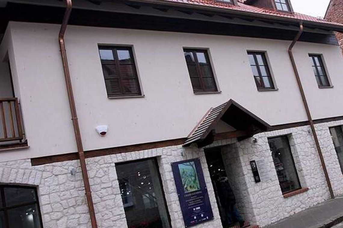 Kazimierz Dolny: Zwolnień nie będzie. Podwyżek też nie