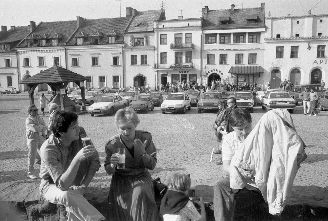 Kazimierz w czasach PRL-u. Piwo, plaża nad Wisłą i ostatni autobus do Lublina Kazimierz w czasach PRL-u. Piwo, plaża nad Wisłą i ostatni autobus do Lublina