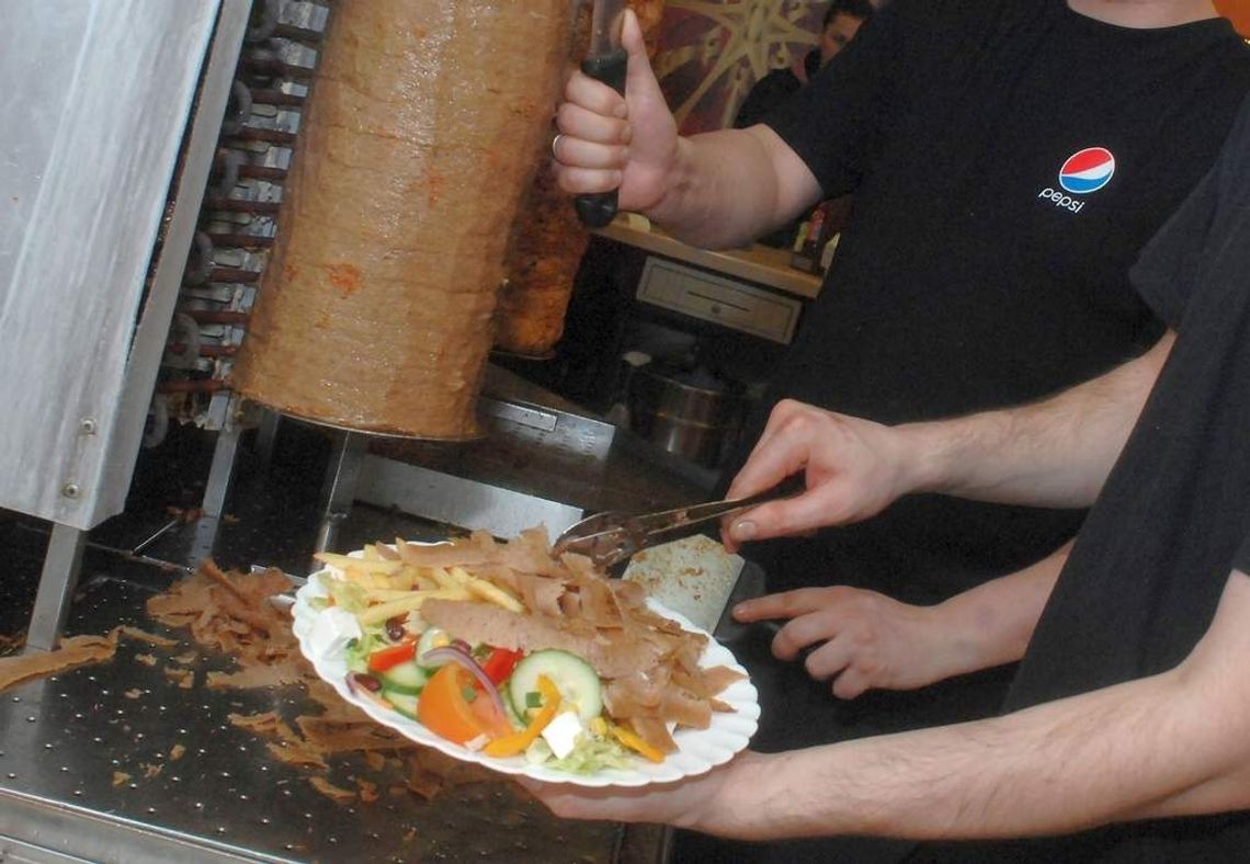 Kebab z baraniną bez baraniny, czyli jak oszukują fast foody