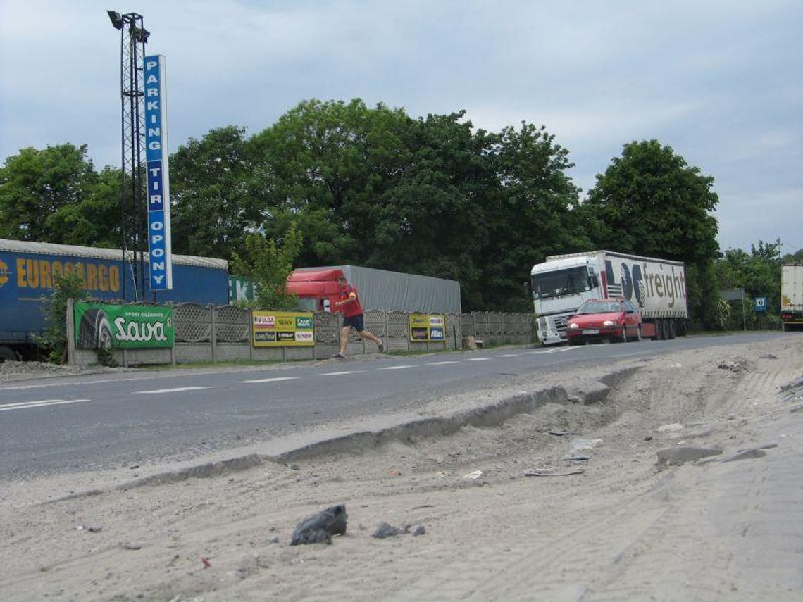 Kibice jadący na Ukrainę zobaczą dziury i koleiny