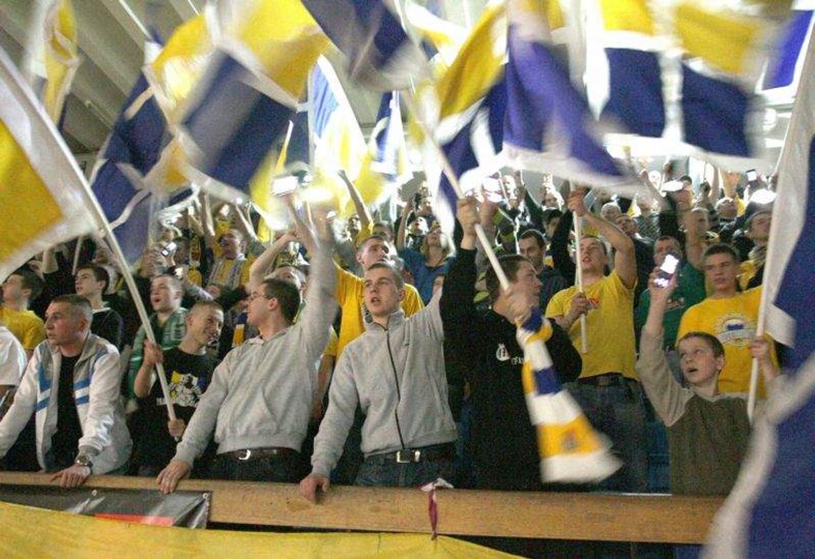 Kibice Motoru Lublin szykują show podczas prezentacji drużyny Kibice Motoru Lublin szykują show podczas prezentacji drużyny