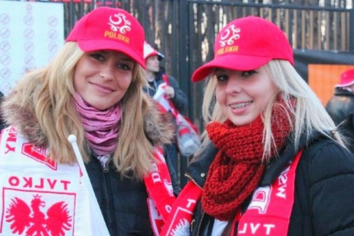 Kibice na Stadionie Narodowym (zdjęcia)