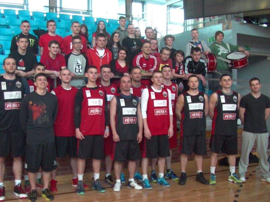 Kibice Wikany-Startu Lublin podziękowali koszykarzom za awans do półfinału play-off (wideo)