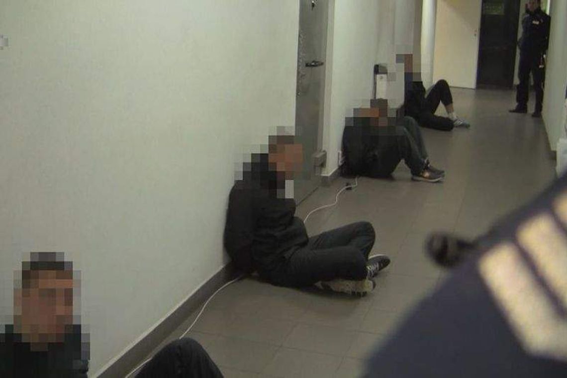 Kibole napadli na policjantów po meczu. Sąd ich aresztował