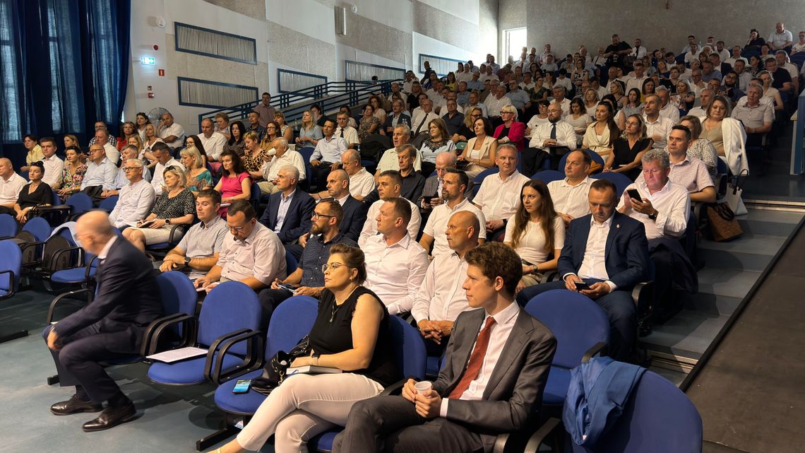 Kiedy pieniądze z KPO? Szyszko w Lublinie o „skoku cywilizacyjnym" Kiedy pieniądze z KPO? Szyszko w Lublinie o „skoku cywilizacyjnym"