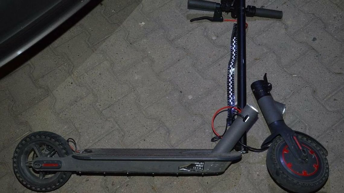 Kiedy skręcał w lewo, zderzył się z mężczyzną na hulajnodze. Jedna osoba w szpitalu