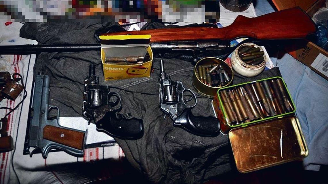 Kiedyś obrzucił fekaliami tablicę smoleńską, teraz znowu dał o sobie znać. Eugeniusz P. aresztowany