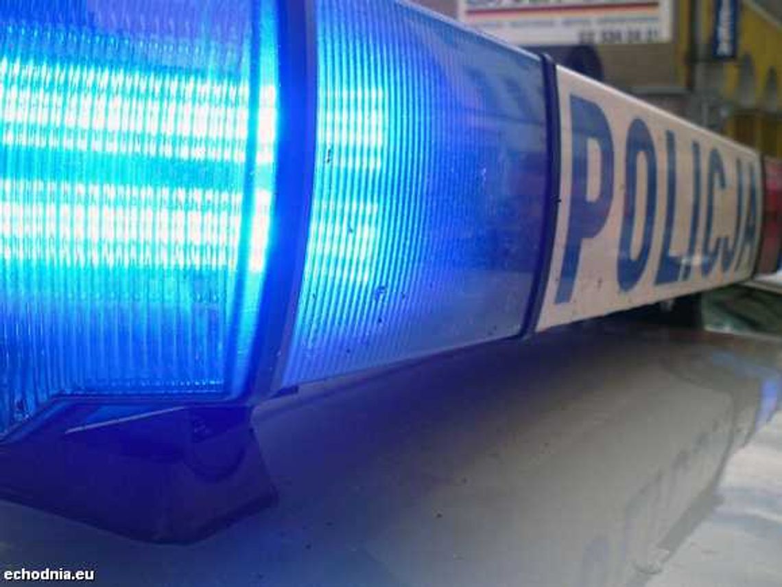 Kielce: 18-latka urodziła i wyrzuciła dziecko w reklamówce na pole Kielce: 18-latka urodziła i wyrzuciła dziecko w reklamówce na pole