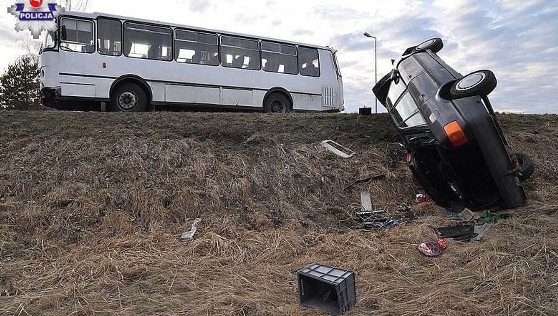 Kierowca autobusu wymusił pierwszeństwo. Jedna osoba w szpitalu
