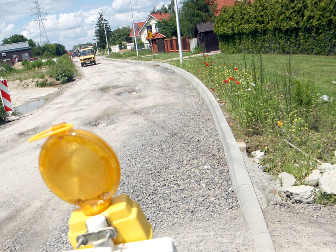 Kierowca pobił się z mieszkańcem. Osiedlowa walka o progi Kierowca pobił się z mieszkańcem. Osiedlowa walka o progi