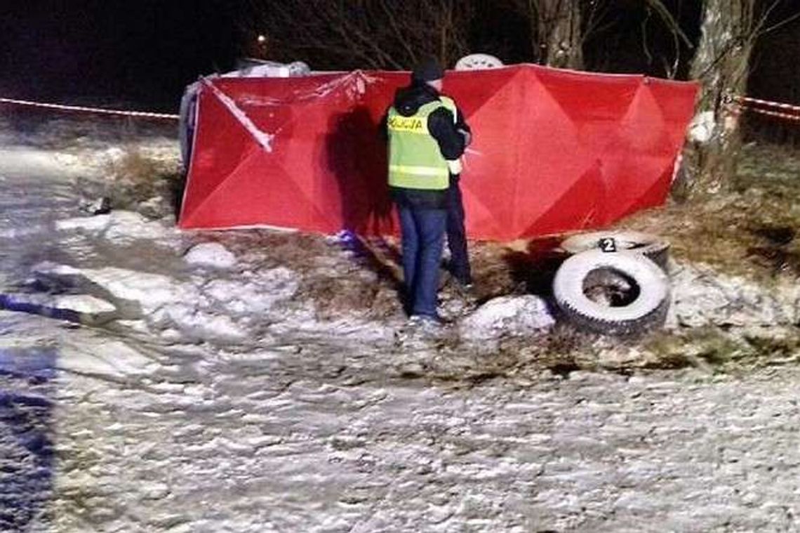 Kierowca z wypadku w Biszczy był pijany. Zginął 16-latek i 20-latek Kierowca z wypadku w Biszczy był pijany. Zginął 16-latek i 20-latek