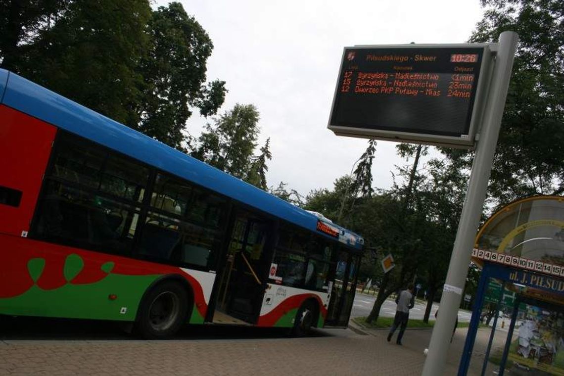 Kierowcy MZK Puławy znów będą sprzedawać bilety studenckie? Kierowcy MZK Puławy znów będą sprzedawać bilety studenckie?