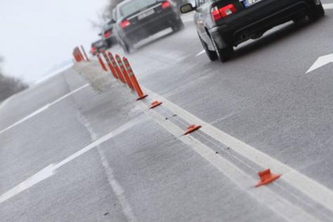 Kierowcy w końcu przyzwyczaili się do \"słupków-głupków” na trasie Piaski-Łopiennik