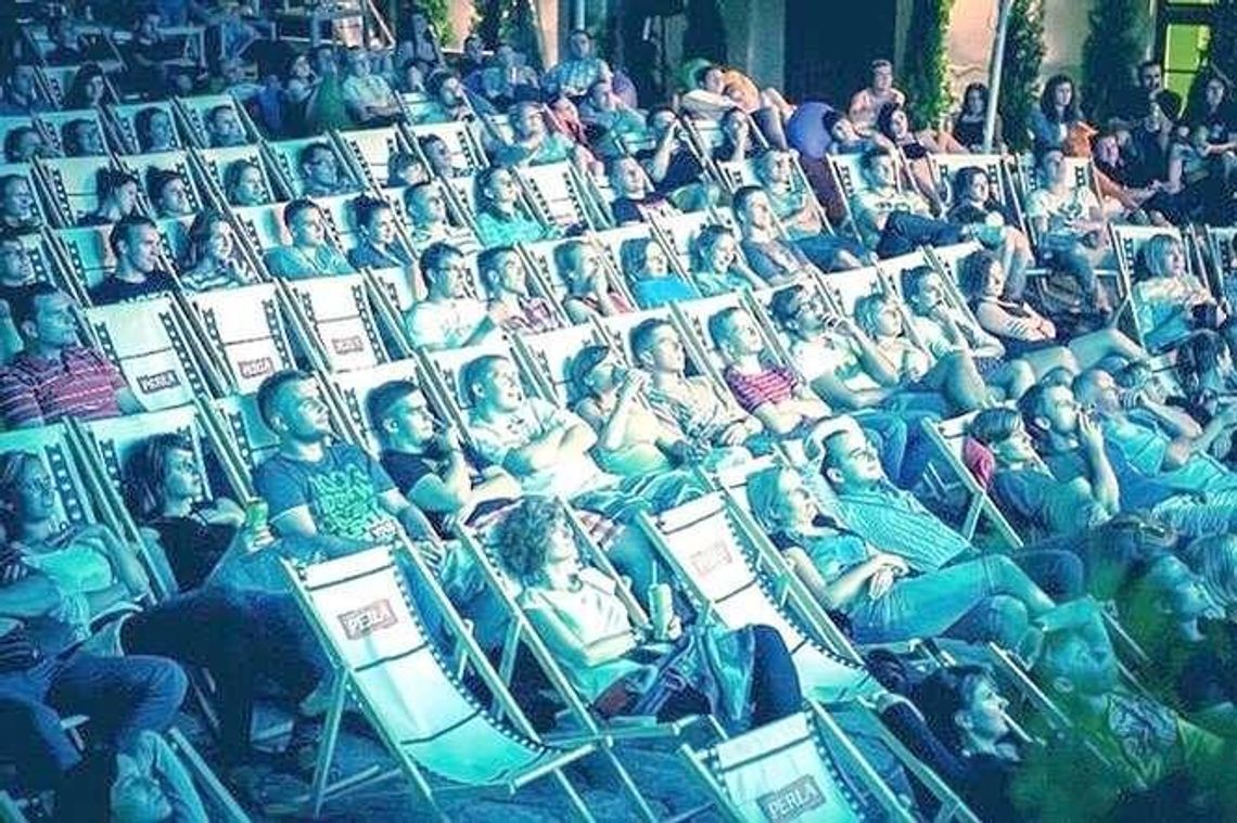 Kina plenerowe. Sprawdź, gdzie oglądać seanse "pod chmurką"