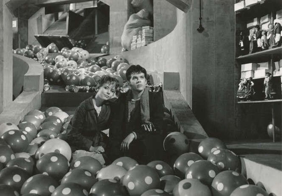 Kino letnie IPN: "Ósmy dzień tygodnia"