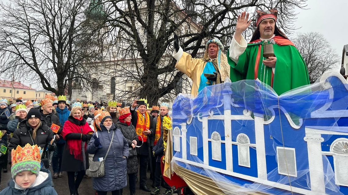 Kłaniajcie się królowie. Orszaki przejdą ulicami wielu miast Kłaniajcie się królowie. Orszaki przejdą ulicami wielu miast