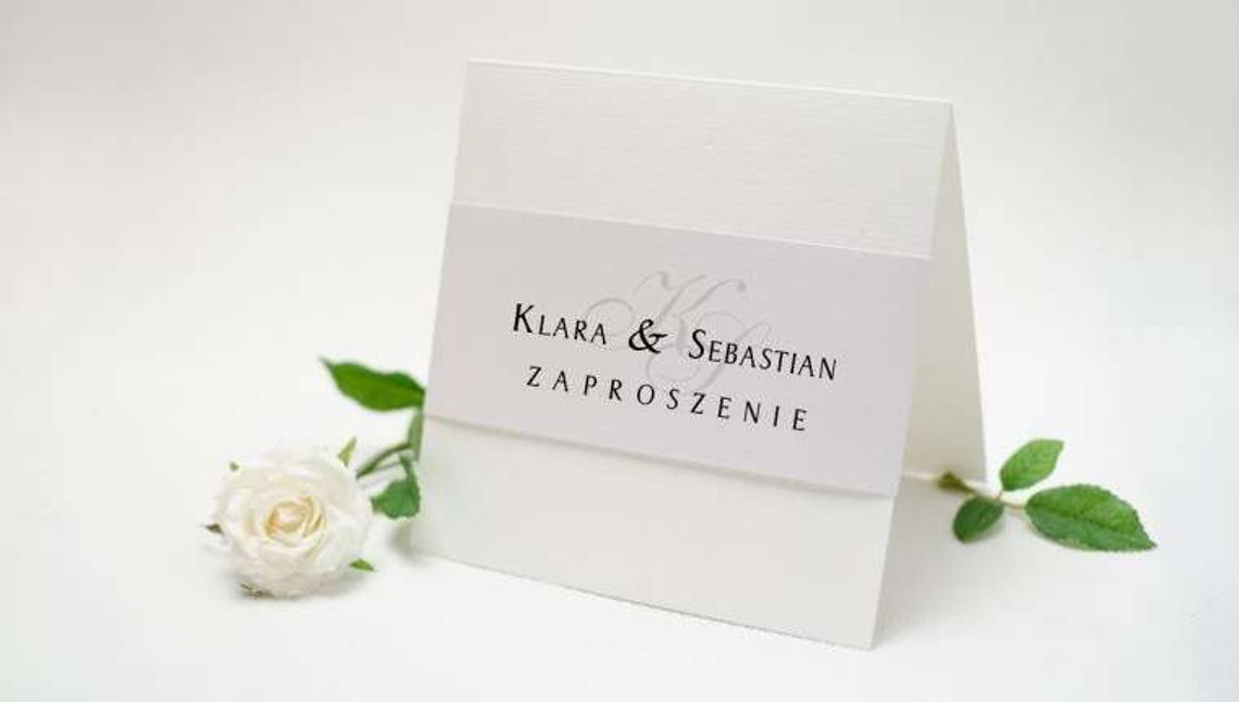Klasyka ślubna: zaproszenia