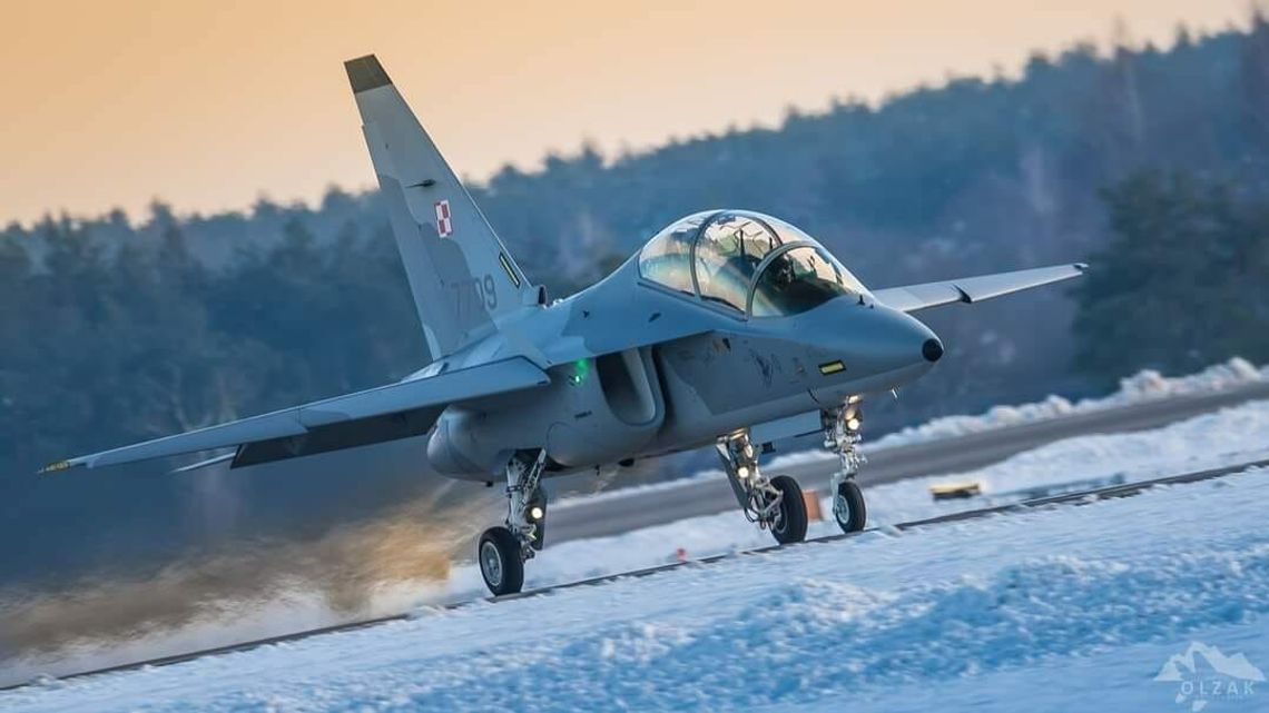 ﻿Kłopoty następcy "Iskry". Odrzutowce nadal uziemione