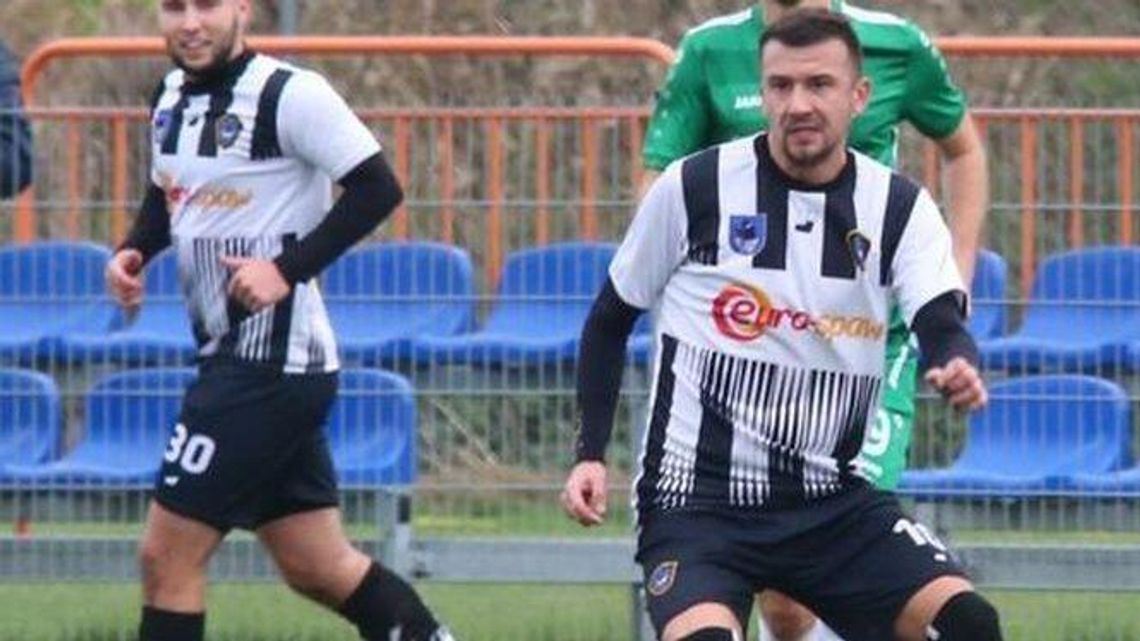 Kłos Gmina Chełm – Victoria Żmudź 1:1. Gospodarze byli bliżej wygranej