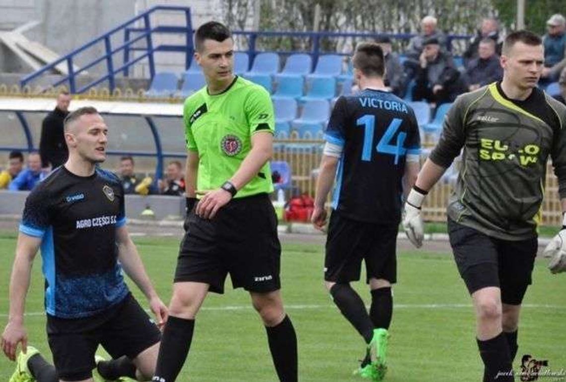 Kłos – Victoria 1:2. Gol w doliczonym czasie gry na wagę utrzymania?