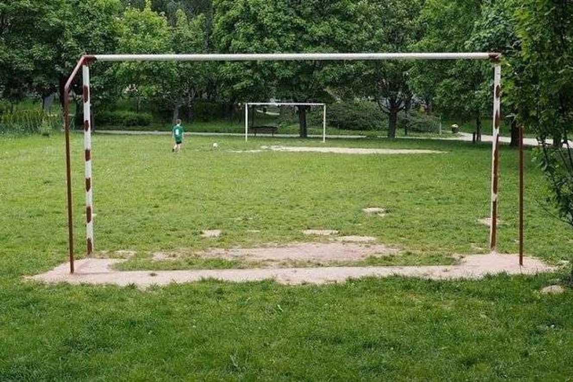 Kluby proszą o nowe boiska w Lublinie. Powstaną przy klubie jeździeckim? Kluby proszą o nowe boiska w Lublinie. Powstaną przy klubie jeździeckim?