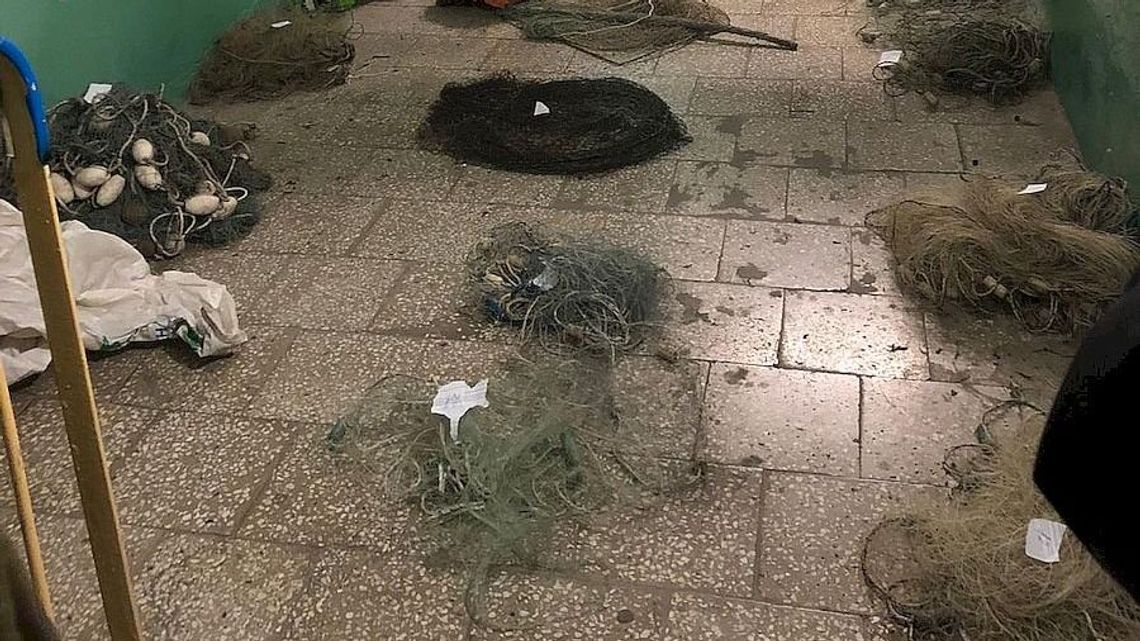 Kłusownicy łowili ryby na rzece Wieprz. W mieszkaniach trzymali sieci rybackie i wnyki