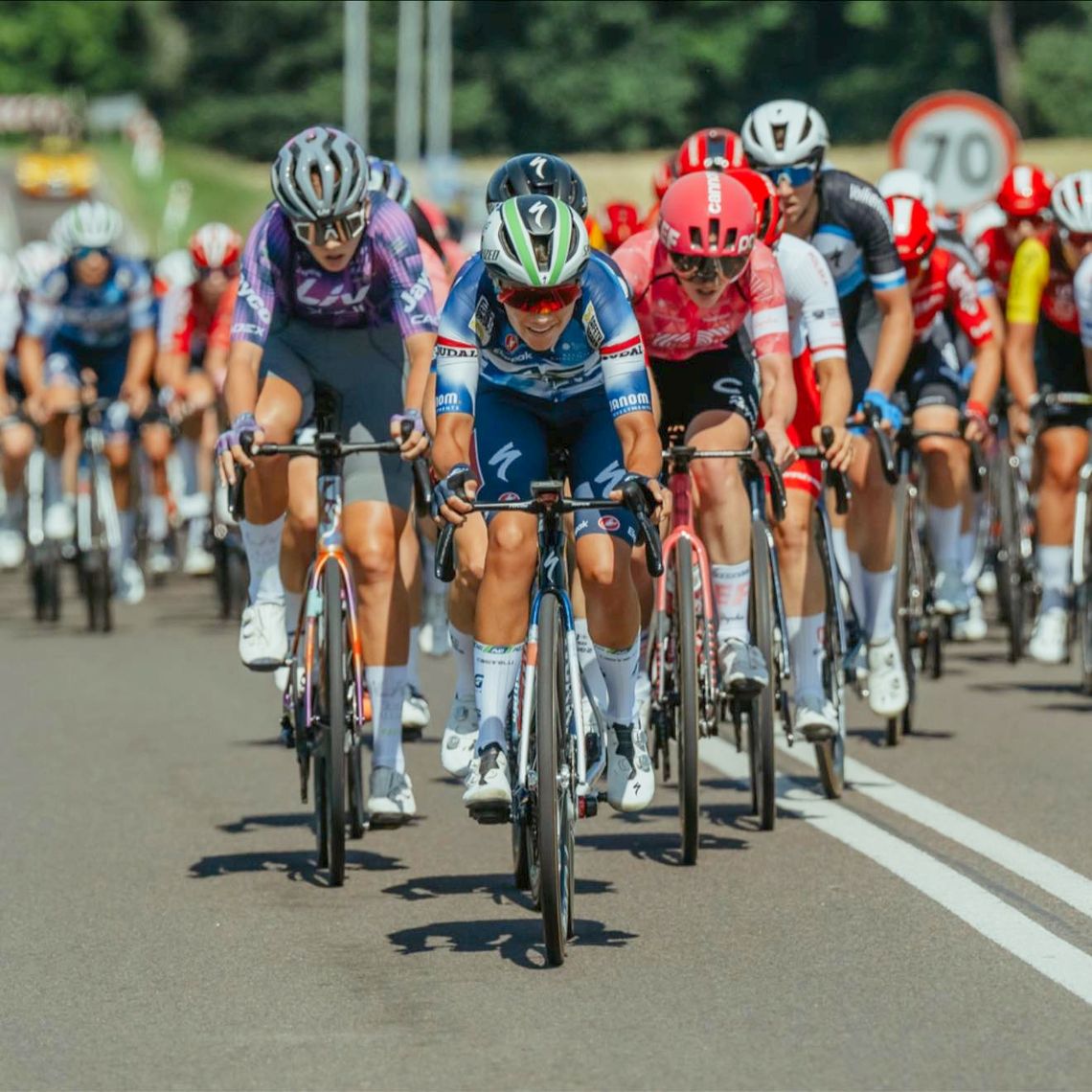 Kobiecy peleton przejedzie przez Janowiec i Puławy