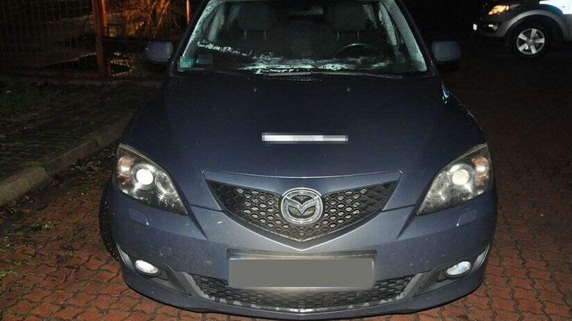 Kobieta potrącona na pasach trafiła do szpitala