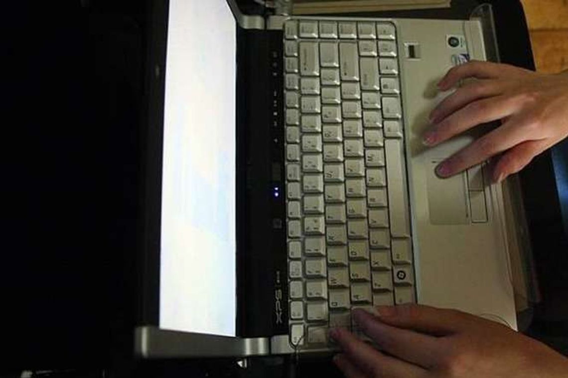 Kobieta przyszła do prokuratury: przyjaciel rodziny sypia z moją 11-letnią córką