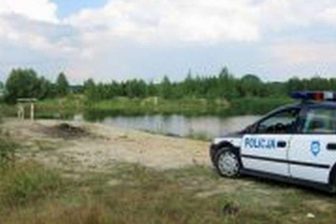 Kobieta zaginęła. Na bagnach odnalazł ją pies tropiący