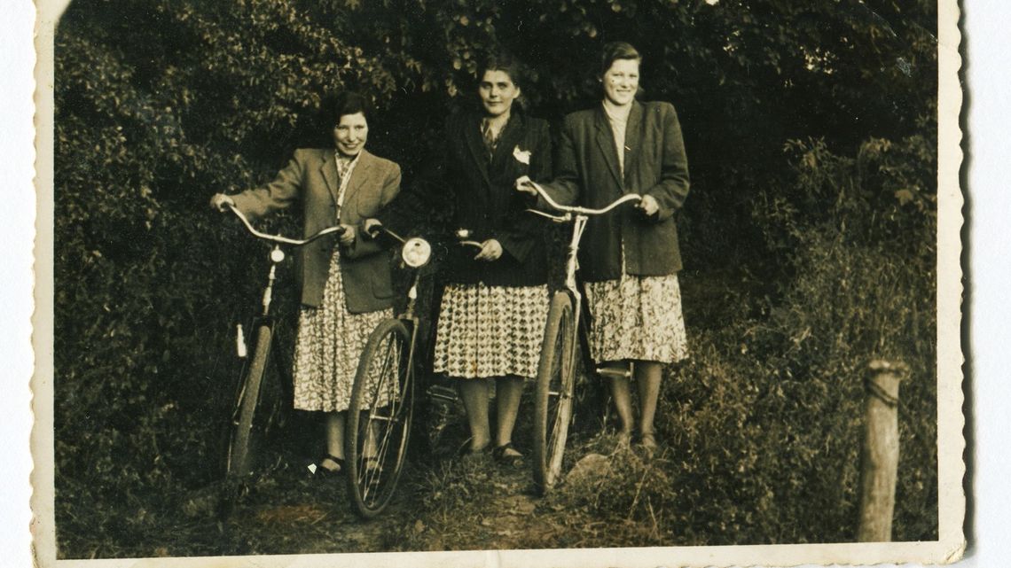 "Kobiety" - cykl spotkań na Facebooku