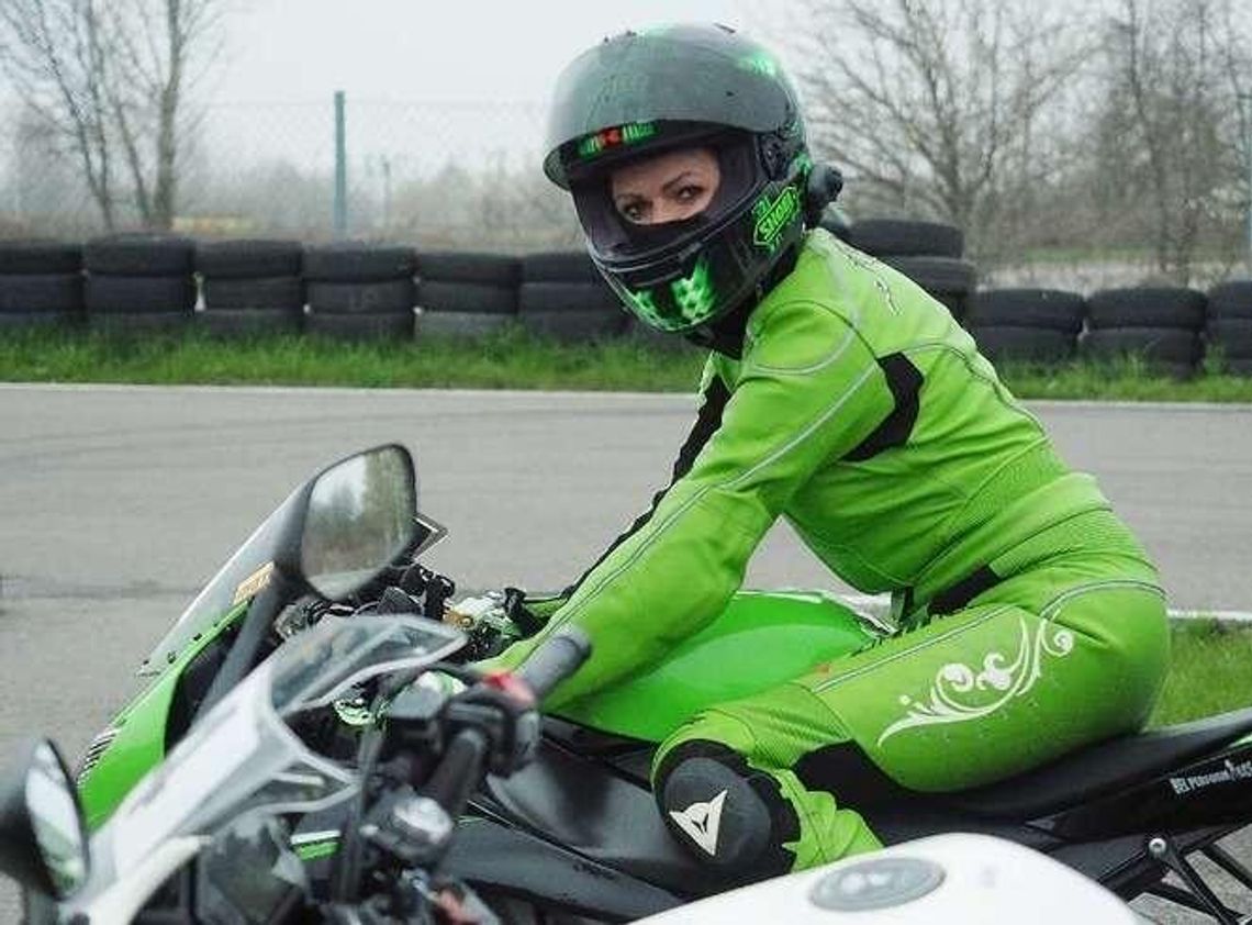 Kobiety na motocykle. Szkolenie tylko dla pań (zdjęcia) Kobiety na motocykle. Szkolenie tylko dla pań (zdjęcia)