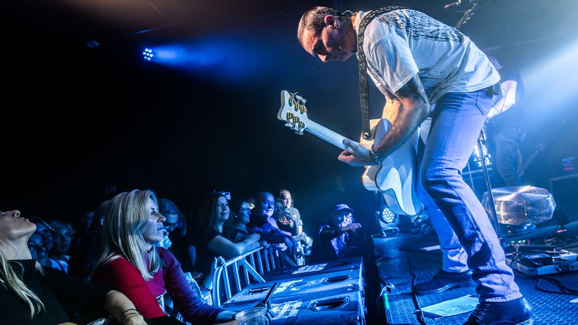 Kobranocka, Róże Europy i Sztywny Pal Azji wystąpili w Zgrzycie