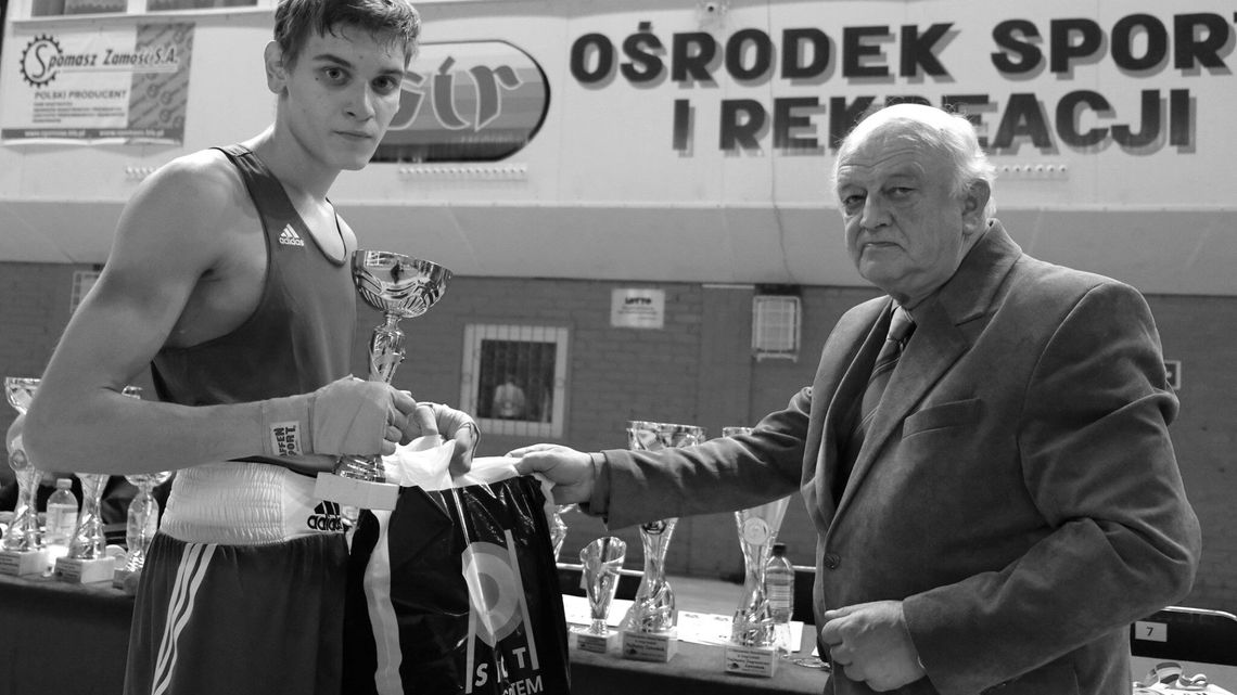 Kochał ludzi i sport. Pogrzeb Wojciecha Jerzego Suchodoła odbył się w środę w Zamościu Kochał ludzi i sport. Pogrzeb Wojciecha Jerzego Suchodoła odbył się w środę w Zamościu