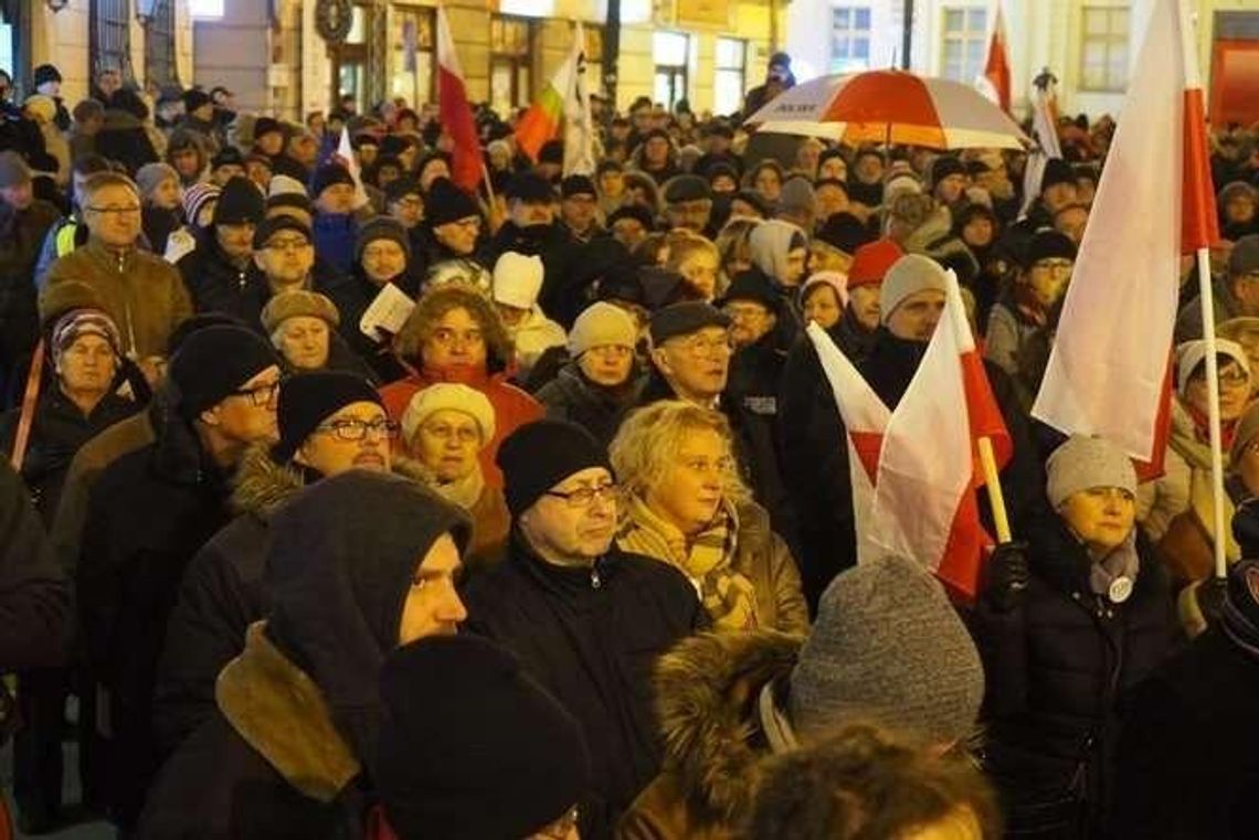 KOD znów wychodzi na ulice