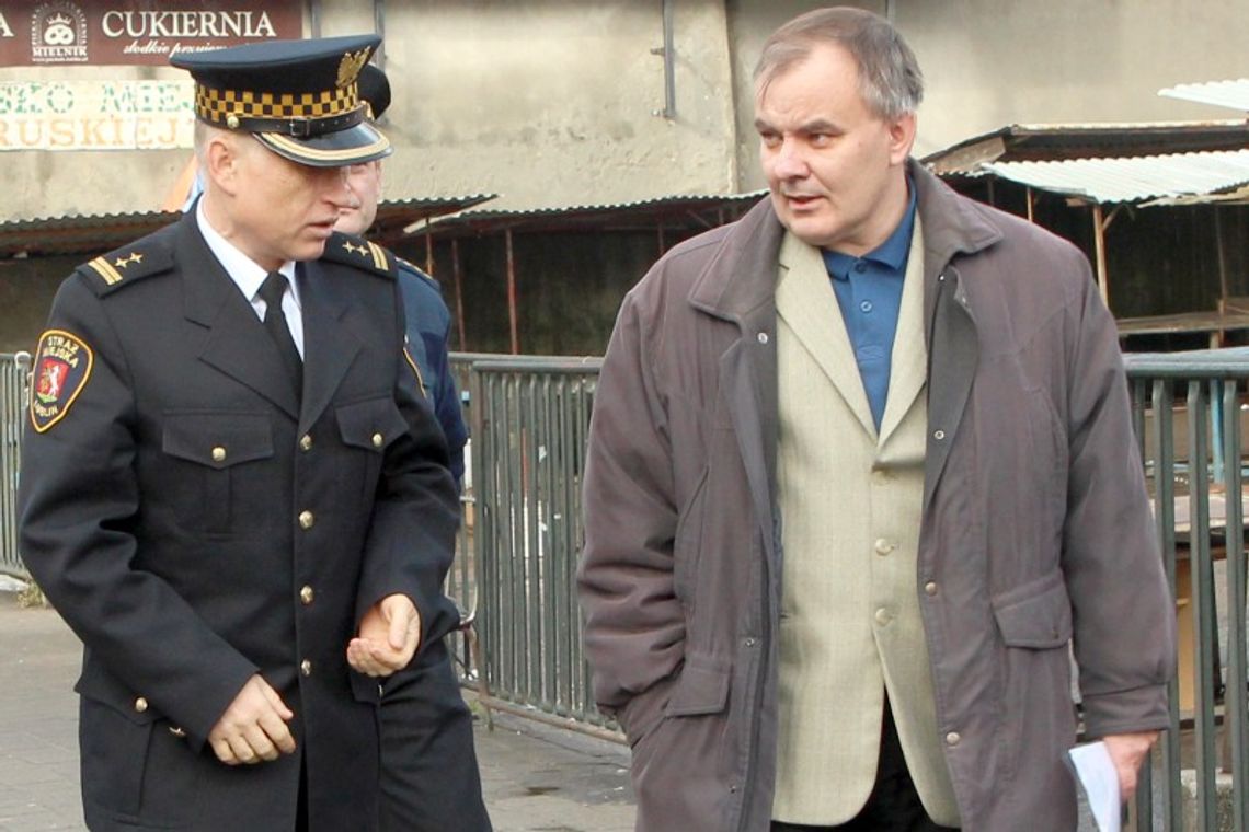 Kokosy rosną… na dworcu. Prezes LFOZ zarobił 137 tys. zł