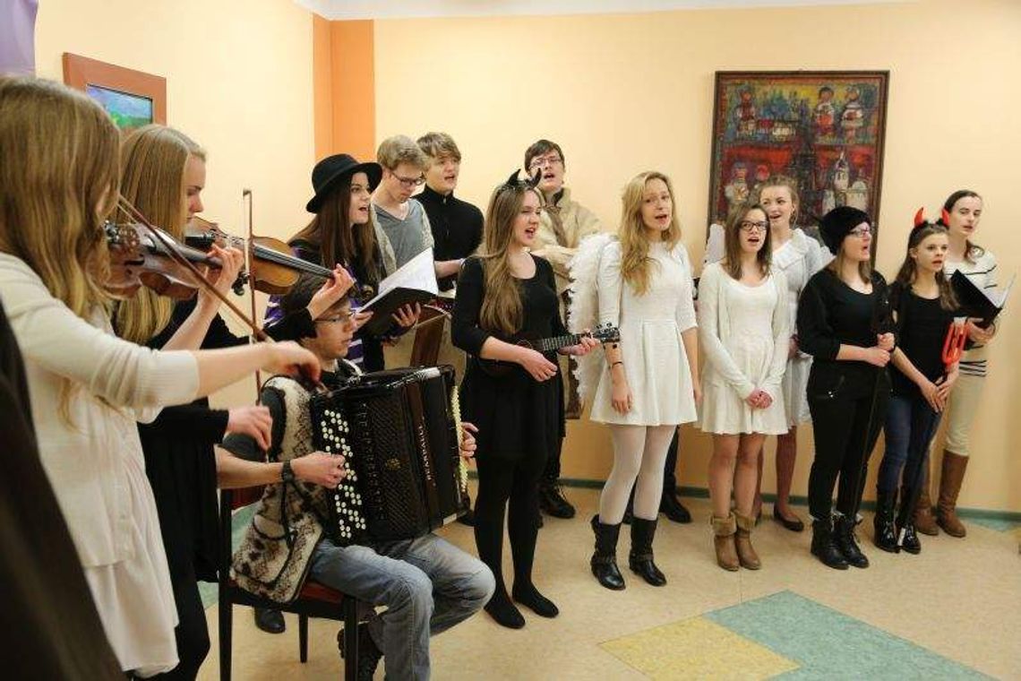 Kolędnicy w domach dziecka